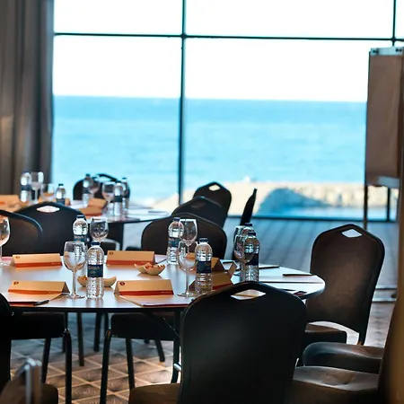 Ramada Plaza & Szálloda 5*