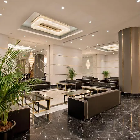 Hotel Ramada Plaza &