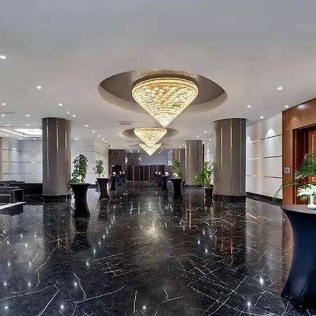 Ramada Plaza & Hotel 5*
